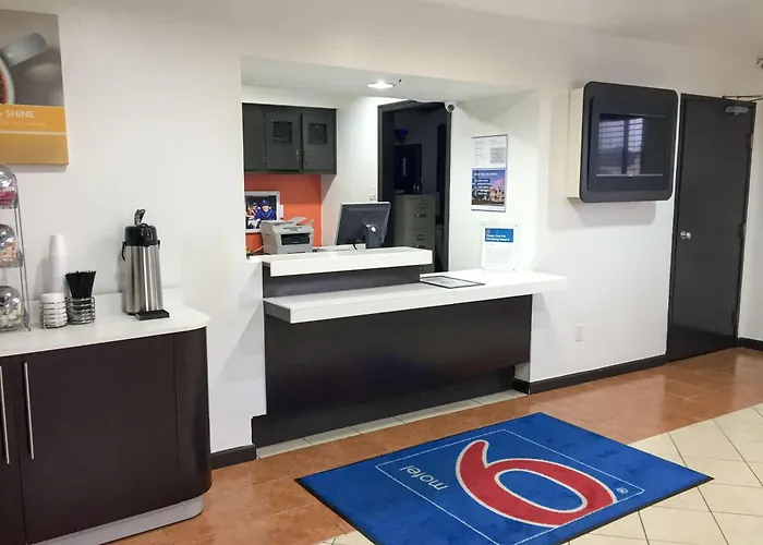 Motel 6: Ultra-Modern Comfort with Robotic Massages